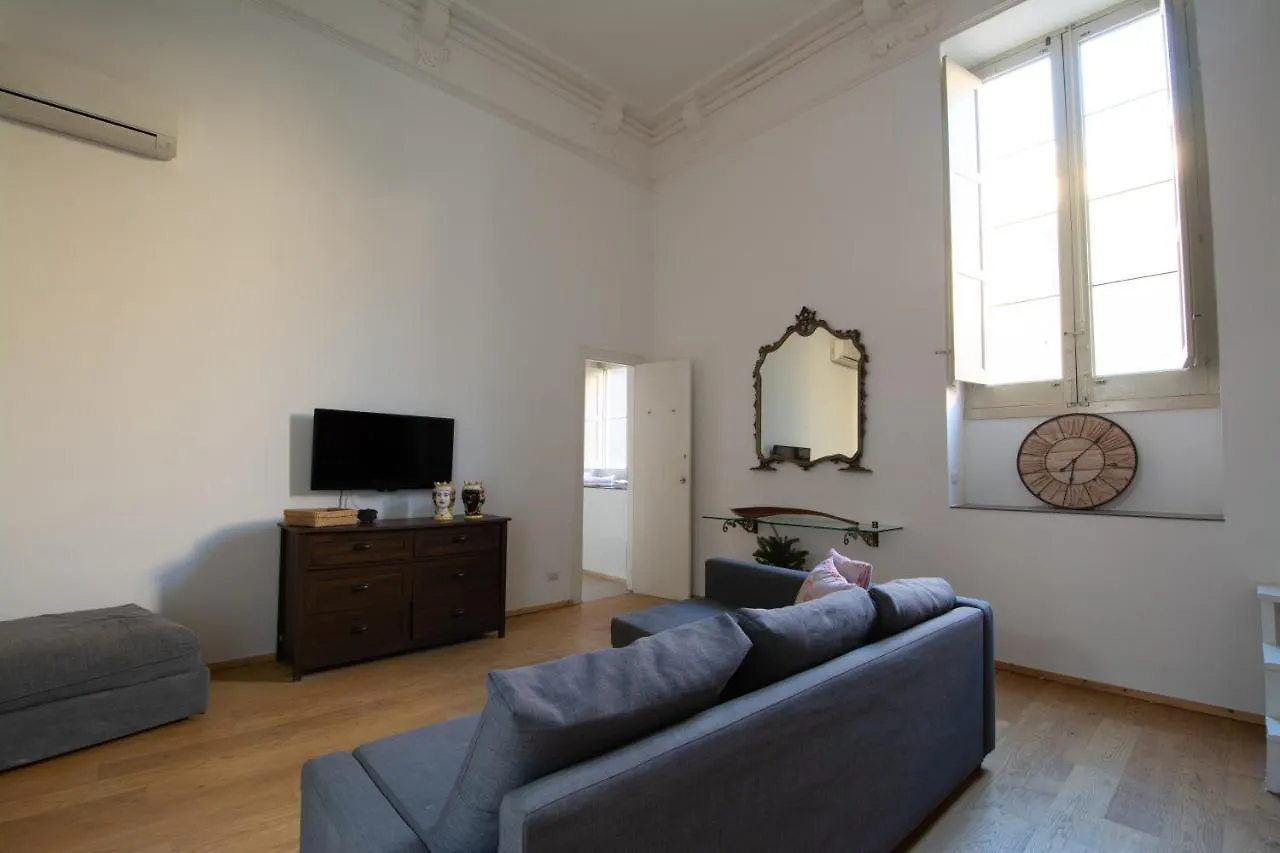 Catania Central Rooms Italy